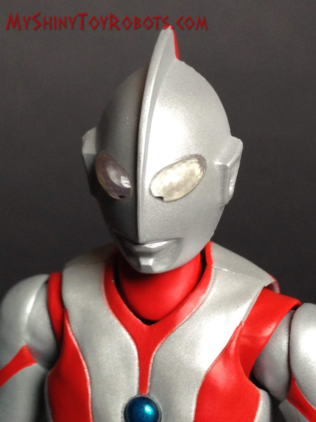 My Shiny Toy Robots: Toybox REVIEW: S.H. Figuarts Ultraman 50th
